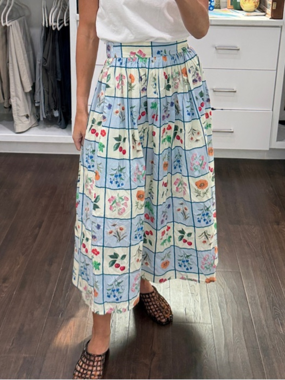 Entro Floral Tile-Print Midi Skirt in Light Blue S NWT